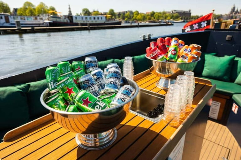 Amsterdam: Guided Open Boat Canal Cruise Including Drink