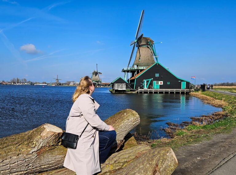 Amsterdam: Keukenhof and Zaanse Schans Live Guided Day Tour