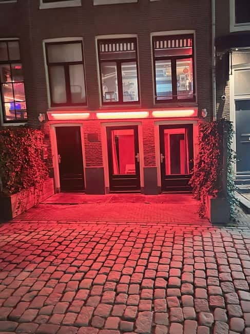 Amsterdam: Red light tour in German/English for groups of 4 people or more