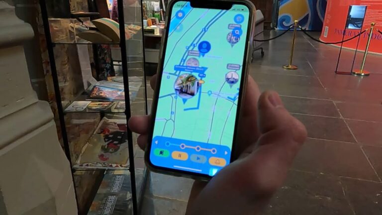 Amsterdam Walking Tour with Smartphone App