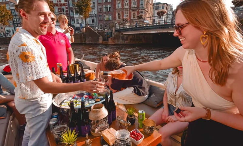 Amsterdam:1.5-Hour Canal Cruise local Guide, Drinks & Snacks - The Basics: What’s Included and the Price Point