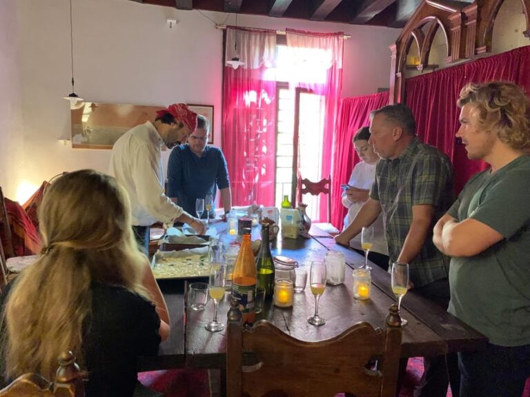 Ancient Venice and its spices: cooking class and market tour