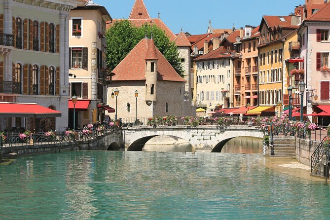Annecy Scavenger Hunt and Highlights Self-Guided Tour - An Overview of the Annecy Scavenger Hunt Experience