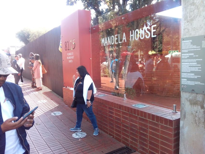 Apartheid museum and Soweto. 5 hours Private tour. - Exploring the Apartheid Museum