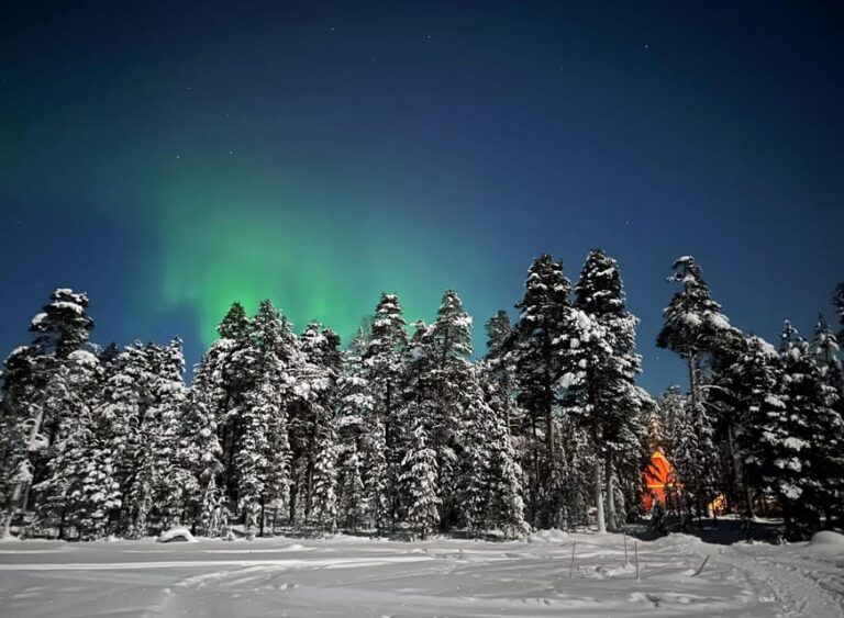 Arctic Tent Sauna Experience with Ice Swimming