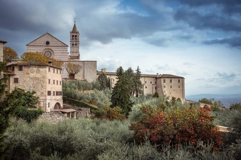 Assisi: The life of Saint Francis by Tuk Tuk, Italian driver