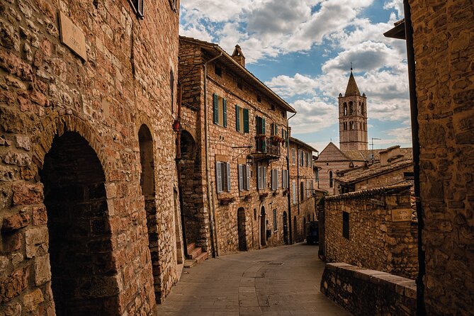 Assisi Walking Tour with Audio and Written Guide by a Local - A Deep Dive into the Assisi Walking Tour