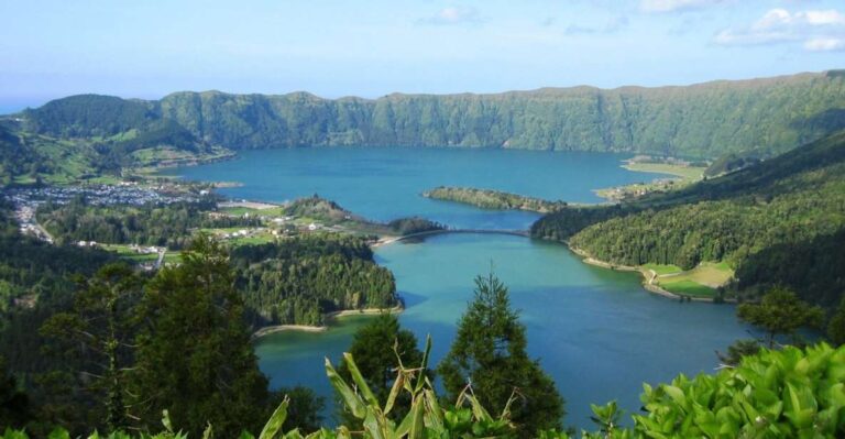 Azores: Sete Cidades Scenic Jeep Tour from Ponta Delgada