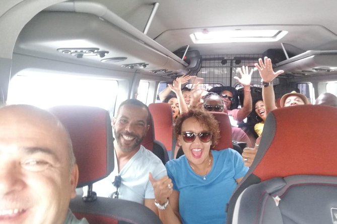 Barcelona Private Half-Day Sightseeing Tour in with Hotel Pick-up