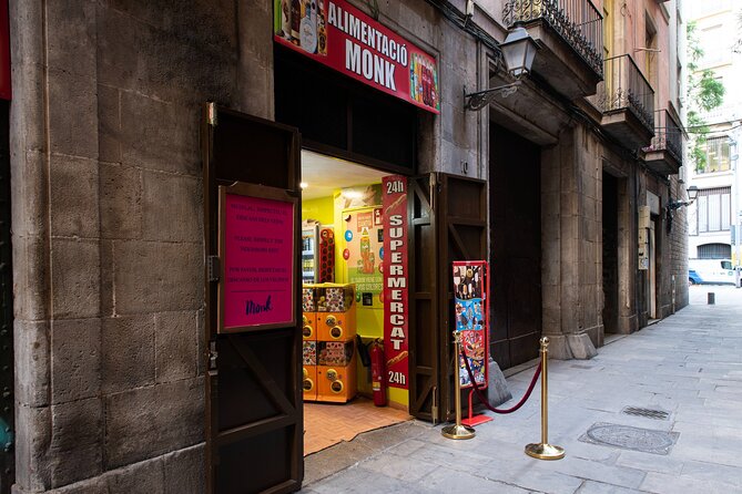 Barcelona: Speakeasy Bar Crawl with Free Drinks & VIP Nightclub - The Itinerary Breakdown
