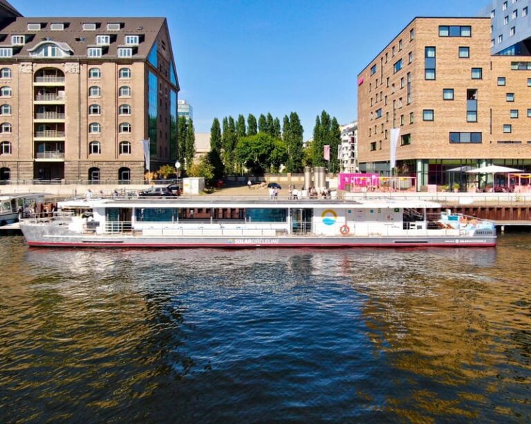 Berlin Boat Tour | Sunset Tour with Solar Ship | Sightseeing Spree