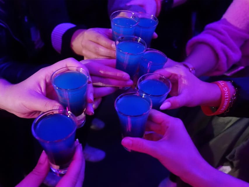 Berlin: Private pub crawl with insider-guide & free shots - An In-Depth Look at the Berlin Private Pub Crawl