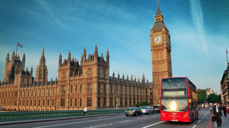 Best of London: Private Walking Tour with Local