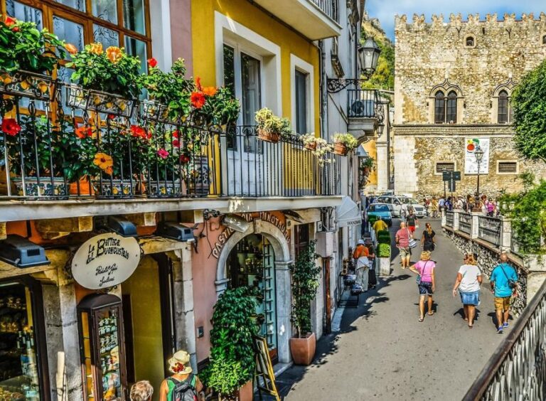 Best Tour di Taormina, Castelmola, Isola Bella e Messina