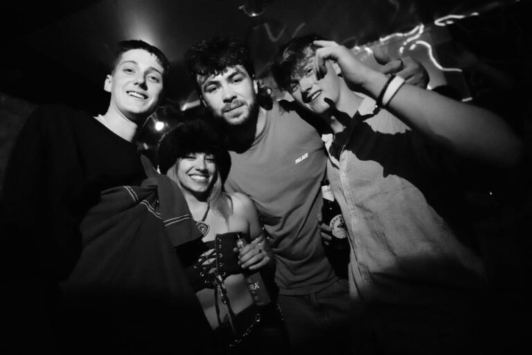 Big Hamburg Pubcrawl – Shots, Games & VIP Bundle