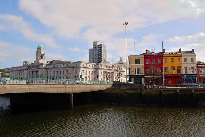 Blarney Castle, Cork City and Cobh Private Tour from Killarney