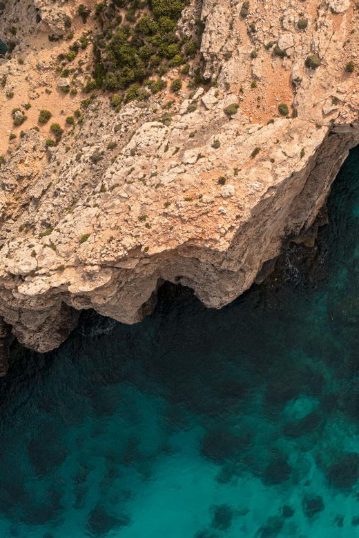 Blue Lagoon, Crystal Lagoon & Comino Caves Private Boat Tour