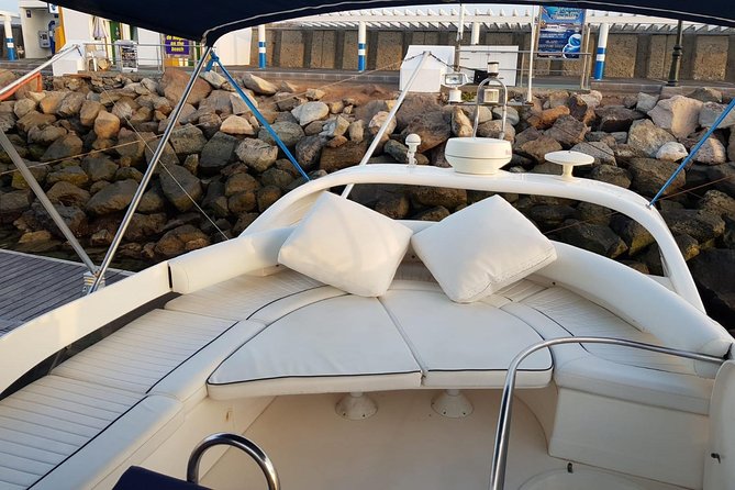 Boat Trip 3 hours – Private Charter (“KEEPER UNO” Boat)