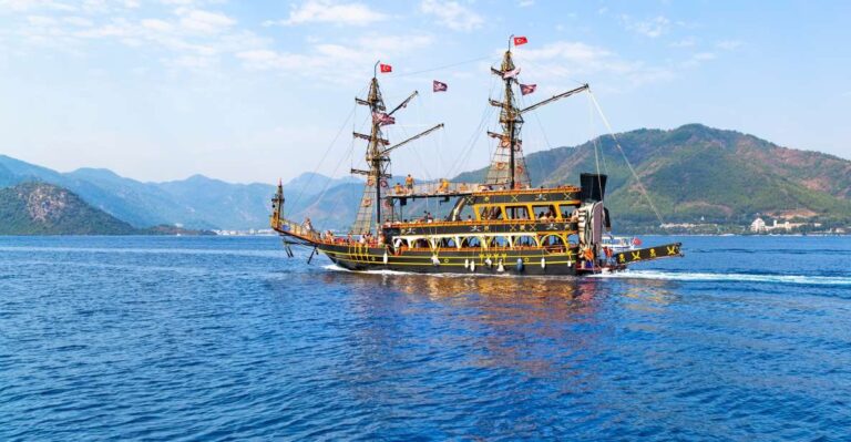 Bodrum: Pirate Boat Cruise with Lunch and Drinks