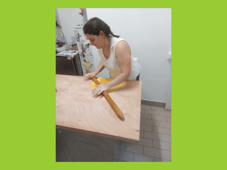 Bologna: Private Pasta cooking class with a real “Sfoglina”