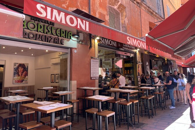 Bologna Walking Food Tour and Highlights with a Local Guide - A Deep Dive Into the Experience