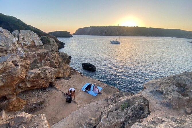 Breakfast at Sunrise in Menorca - Private Guide - An Intimate Dawn Experience in Menorca