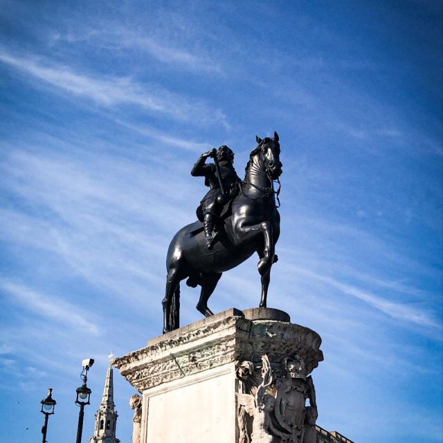 British Monarchy Walking Tour: Saxons to Windsors
