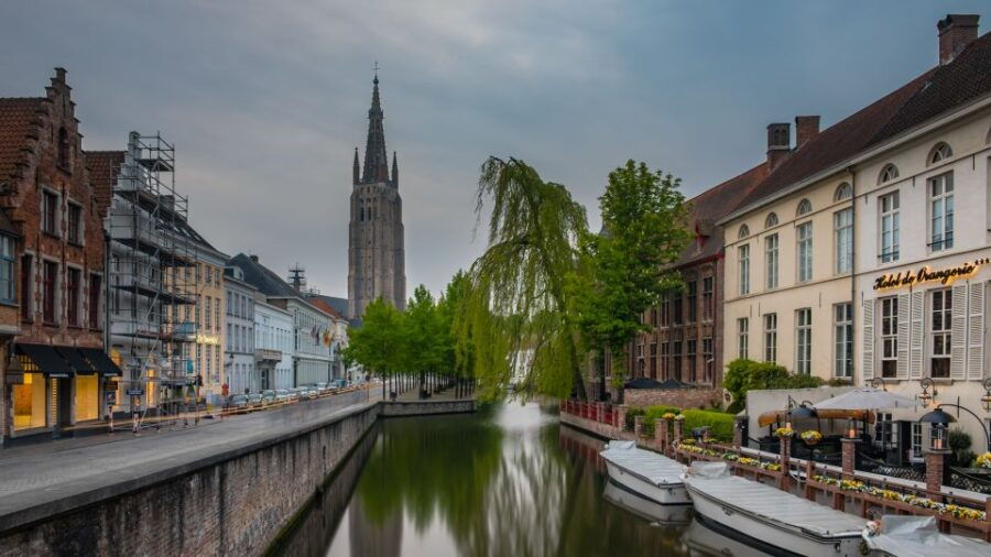 Bruges: Walking Tour, Canal Boat Trip w/Beer Tasting Option - An In-Depth Look at the Tour