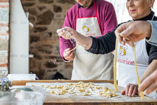 Bruschetta, Ravioli & Traditional Recipes Class in Chianti