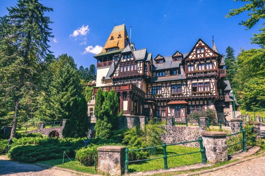 Bucharest: Peles Castle, Bran Castle, & Brasov Full-Day Tour - An In-Depth Look at the Itinerary