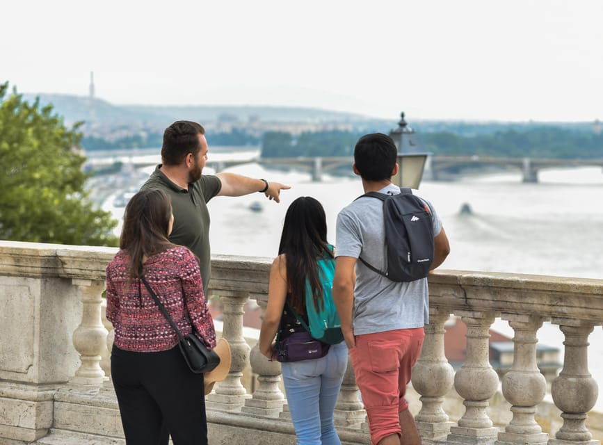 Buda Castle and Mathias Church Guided Tour - Exploring Budapest’s Castle District