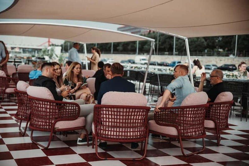 Budapest: BBQ Dinner Cruise w/ Live Music & Unlimited Drinks - A Complete Look at the Budapest Dinner Cruise Experience