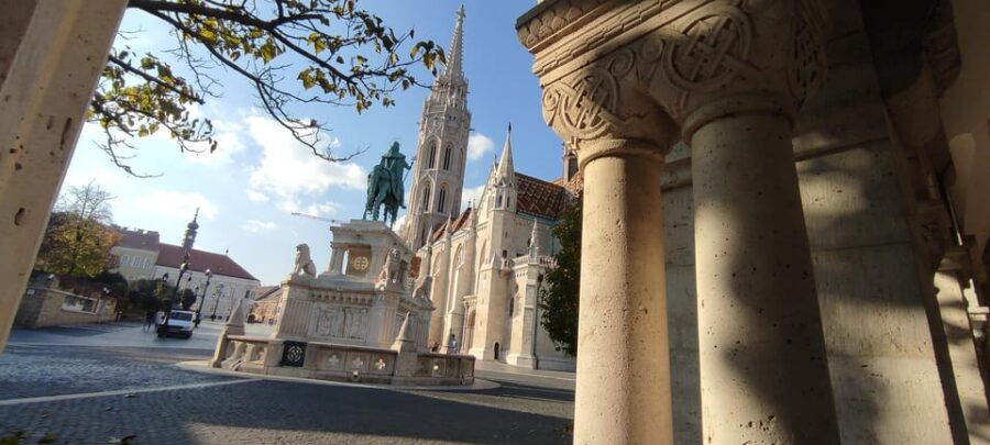 Budapest: Guided City Walking Tour in Buda and Pest - An In-Depth Look at the Tour Itinerary