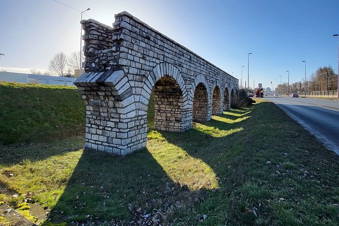 Budapest Hidden Gems: Roman Aquincum Private Tour