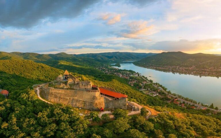 Budapest Hike to Visegrád Castle w or wo Sauna/Danube beach