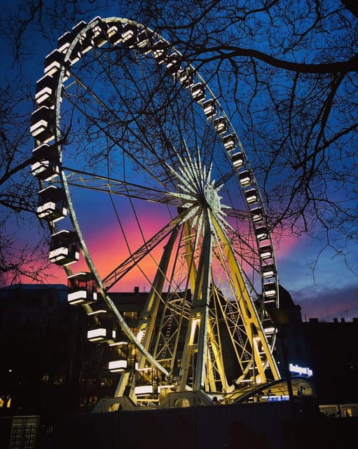 Budapest: Parliament, Christmas Market and Ferris Wheel