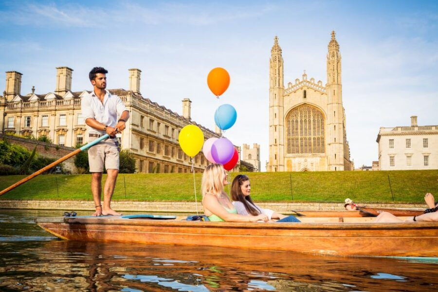 Cambridge: Shared Punting Tour with Guide - Exploring Cambridge on a Punt: An In-Depth Look