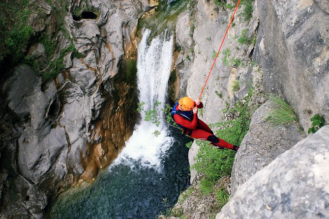 Canyoning advanced on Cetina river from Omi