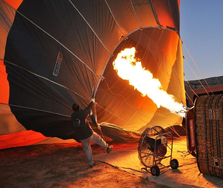 Cappadocia : Hot Air Balloon Ride with Champagne & Breakfast