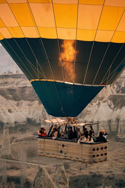 Cappadocia: Sunrise Balloon Flight with Hotel Pickup