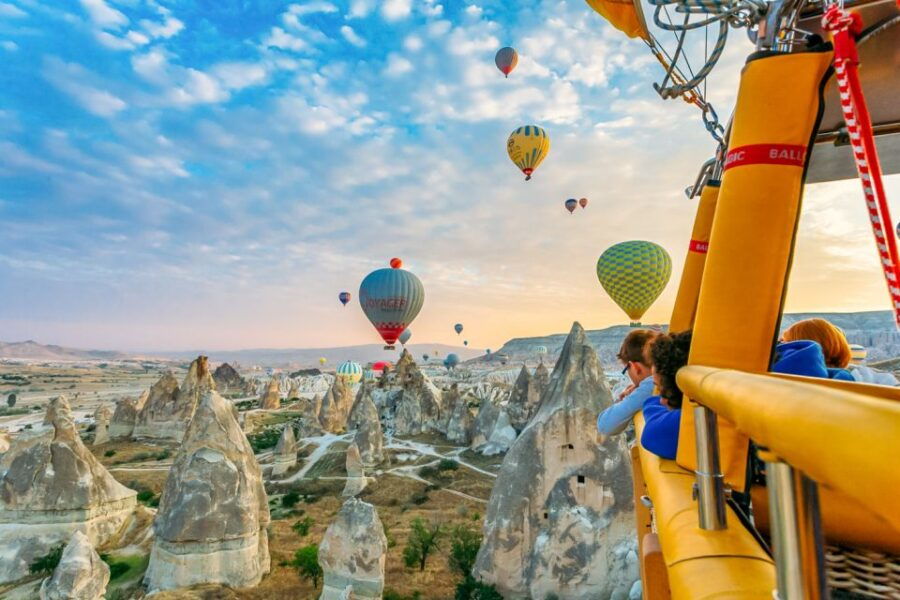 Cappadocia: Sunrise Hot Air Balloon, Göreme & Fairy Chimneys - The Experience from a Traveler’s Perspective