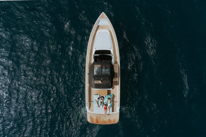 Capri Luxury Private Boat Tour from Capri or Napoli