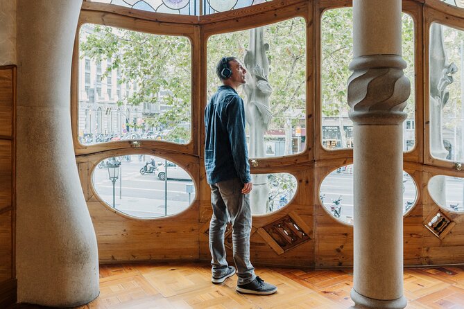 Casa Batlló First Access Insider Tour With Chocolate Breakfast