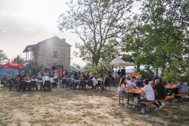 Castelbottaccio: a day in the countryside and on the farm with Nicoletta