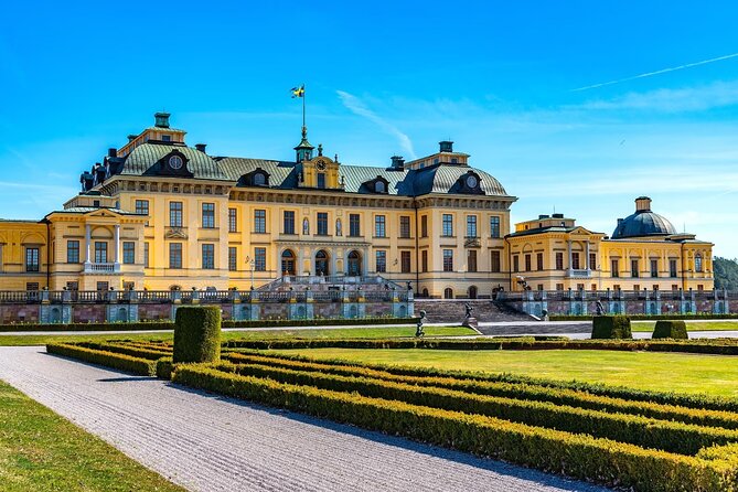 Castle Gripsholm and Drottningholm Palace(private service)