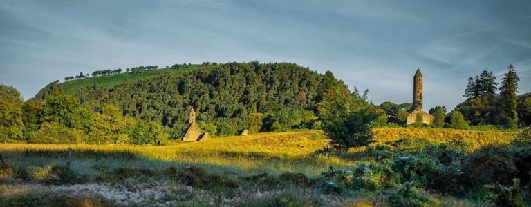(Christmas Morning) Glendalough Half Day Tour from Dublin