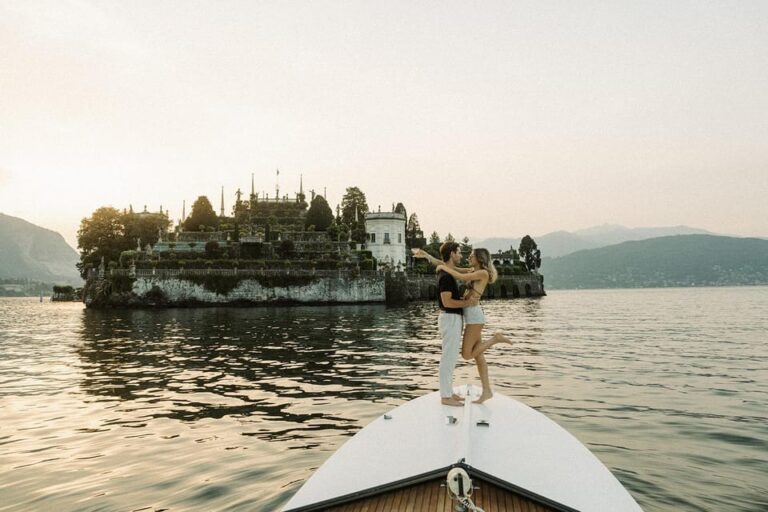 Cigarette Fast Speed Experience Lake Maggioe