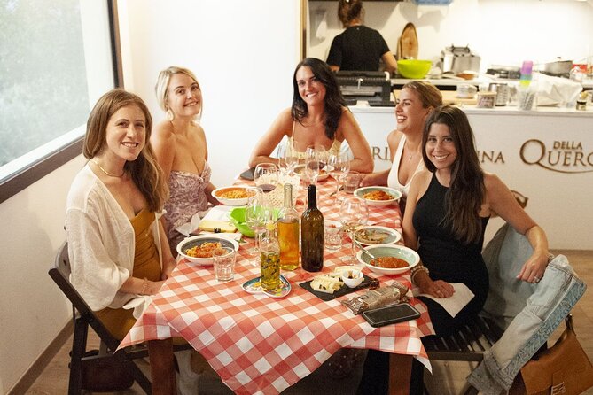 Cinta Senese tour with tasting dinner on the farm - What to Expect from the Tour