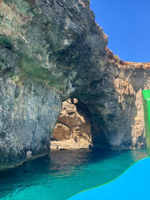 Comino: Private boat tour with Snorkeling activities & caves