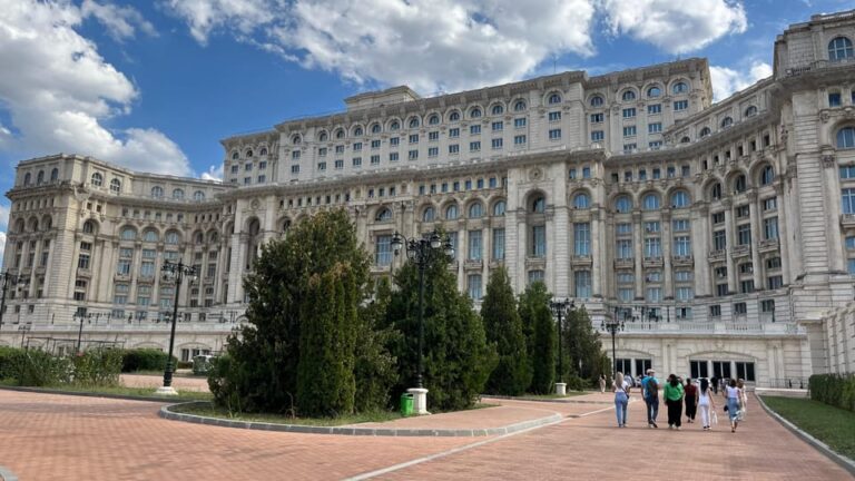 Communist Museums Marathon: 3 museums and all transfers incl